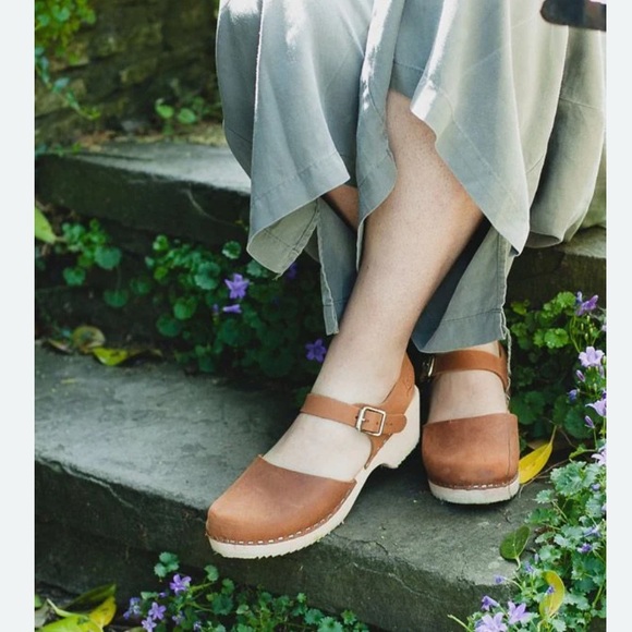 Lotta From Stockholm Brown Leather Clogs with Buckle Strap - Picture 1 of 4